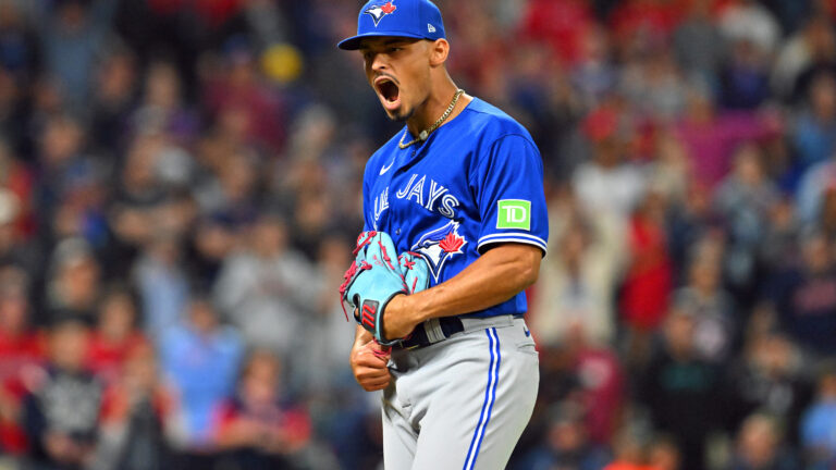 Top Landing Spots for Free Agent Reliever Jordan Hicks