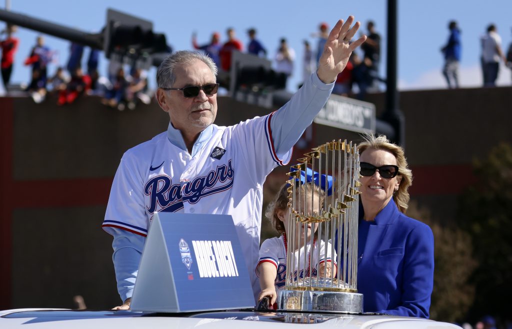 Bruce Bochy Won’t Be in the Rangers’ Dugout for 2026