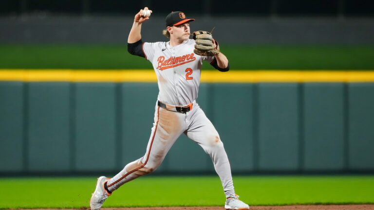 Ranking the 10 MLB Shortstops 25 or Younger