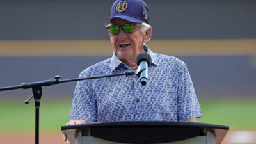 Beloved Brewers Broadcaster Bob Uecker Passes Away