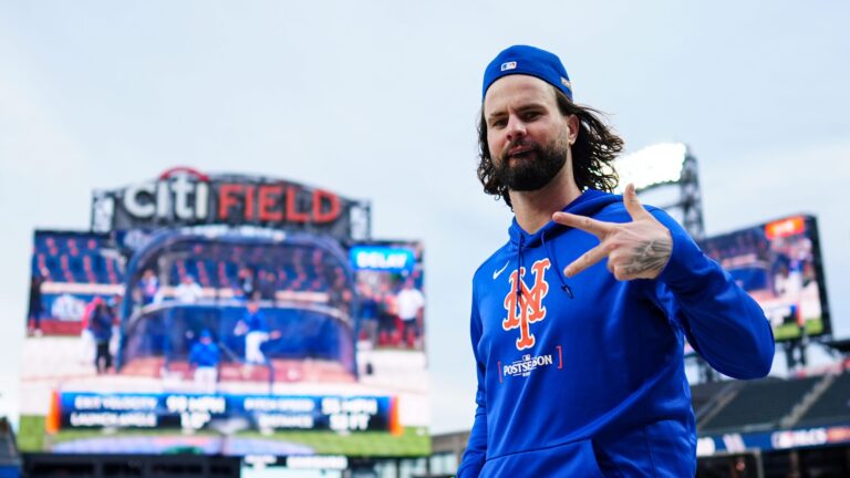 NEW YORK, NY - OCTOBER 17: Jesse Winker #3 of the New York Mets poses for a photo prior to Game 4 of the NLCS presented by loanDepot between the Los Angeles Dodgers and the New York Mets at Citi Field on Thursday, October 17, 2024 in New York, New York. (Photo by Daniel Shirey/MLB Photos via Getty Images)