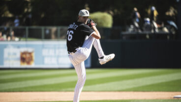 GLENDALE, ARIZONA - FEBRUARY 26:Noah Schultz #76 of the Chicago White Sox pitches during a spring training game against the San Diego Padres at Camelback Ranch on February 26, 2025 in Glendale, Arizona. (Photo by Matt Thomas/San Diego Padres/Getty Images)