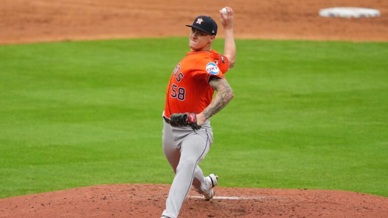 KANSAS CITY, MISSOURI - APRIL 27: Hunter Brown #58 of the Houston Astros pitches against the Kansas City Royals during the third inning at Kauffman Stadium on April 27, 2025 in Kansas City, Missouri. (Photo by Kyle Rivas/Getty Images)