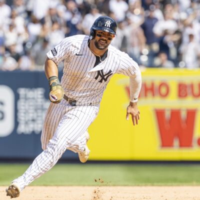 BRONX, NY - MAY 17: New York Yankees outfielder Jasson Domínguez (24) heads for third during the MLB professional baseball game between the New York Mets and the New York Yankees on May 17, 2025 at Yankee Stadium in New York, NY. (Photo by Bob Kupbens/Icon Sportswire via Getty Images)