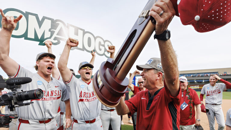 FAYETTEVILLE, ARKANSAS - JUNE 08: Head Coach Dave Van Horn of the Arkansas Razorbacks celebrates after winning the Super Regional and a trip to the College World Series after beating the Tennessee Volunteers at Baum-Walker Stadium at George Cole Field during the NCAA Baseball Super Regional - Fayetteville on June 08, 2025 in Fayetteville, Arkansas. The Razorbacks defeated the Volunteers 11-4. (Photo by Wesley Hitt/Getty Images)