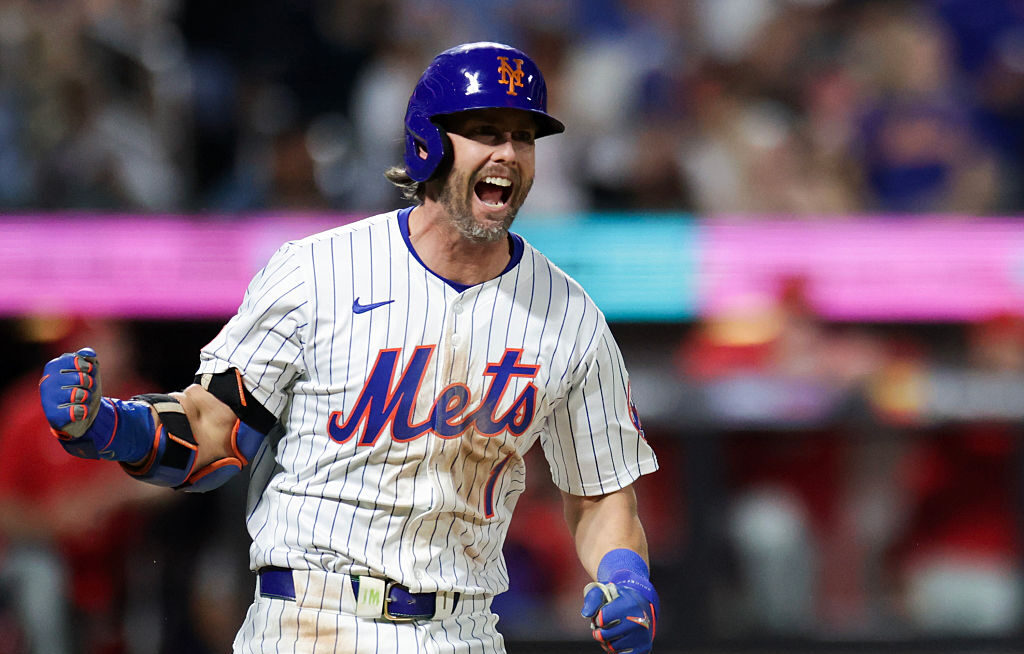 NEW YORK, NEW YORK - AUGUST 25: Jeff McNeil #1 of the New York Mets celebrates after a double hitter in the fourth inning against the Philadelphia Phillies at Citi Field on August 25, 2025 in New York City. (Photo by Kent J. Edwards/Getty Images)
