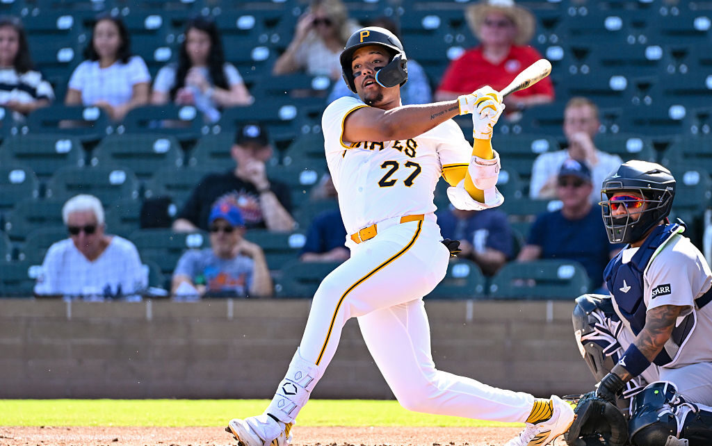 What Can the Pirates Expect from Esmerlyn Valdez? | Just Baseball