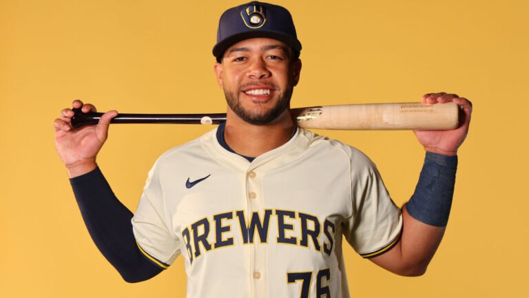 Top Milwaukee Brewers Prospects Who Could Contribute in 2026