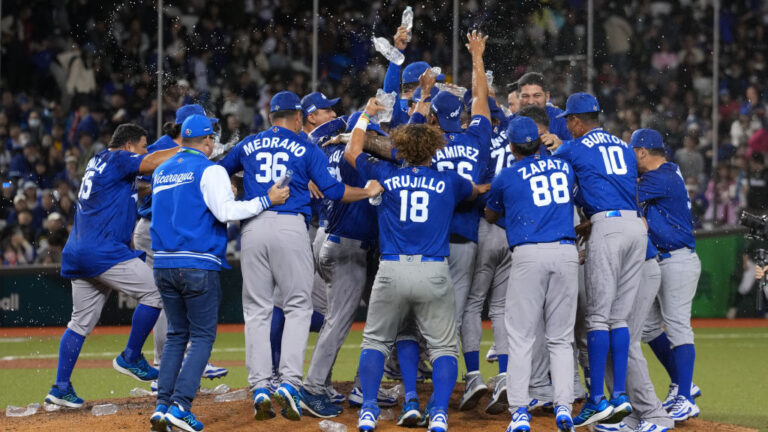 TAIPEI, TAIWAN - FEBRUARY 23: Nicaragua players celebrate as they qualified for the 2026 World Baseball Classic following the team's 6-0 victory in the World Baseball Classic Qualifier between Nicaragua and Chinese Taipei at Taipei Dome on February 23, 2025 in Taipei, Taiwan. (Photo by Gene Wang/Getty Images)