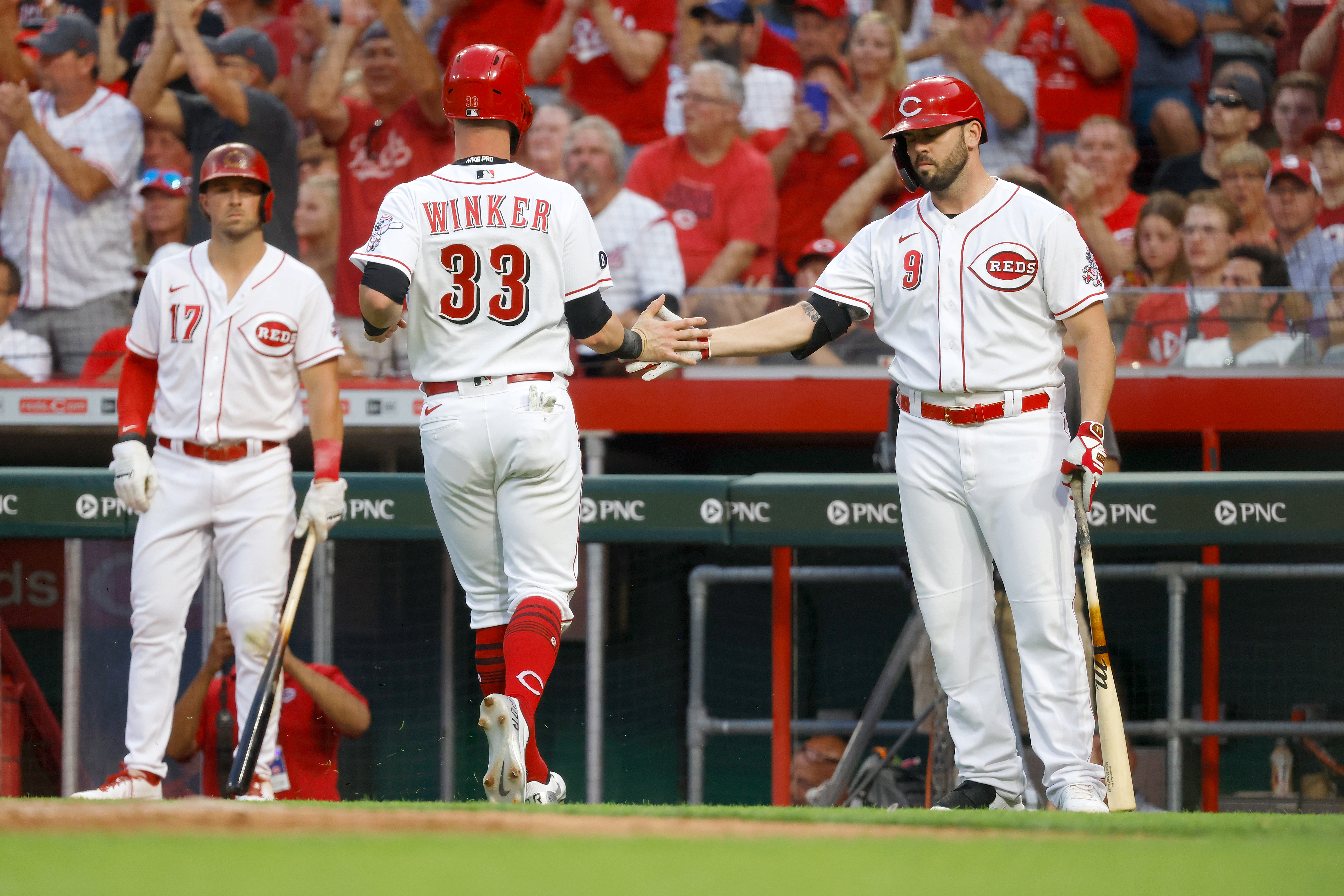 Reds: No guarantee Mike Moustakas will be on the roster in 2023
