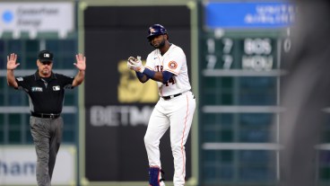 Yordan Alvarez to 10-Day IL, Astros Hope for Quick Recovery