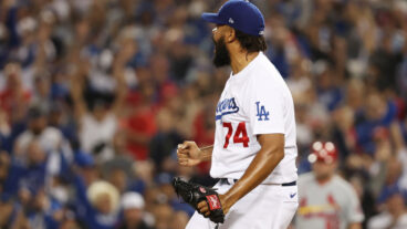 Top Five Relievers Left in Free Agency