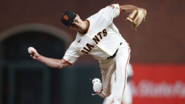 Ranking All Five Current Giants Uniforms From Worst to Best