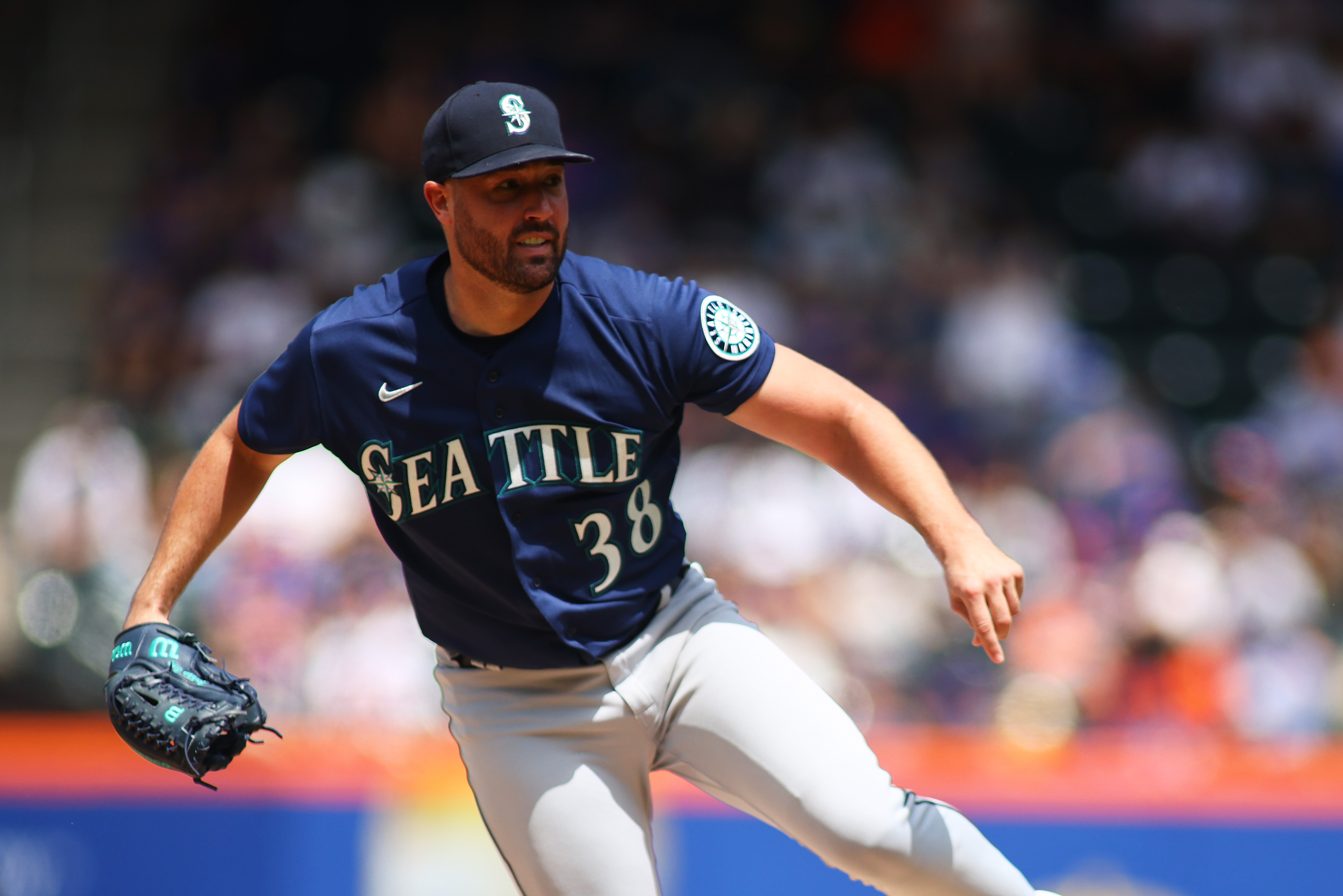 Robbie Ray, tight pants and all, pushes memories of 2022 into the