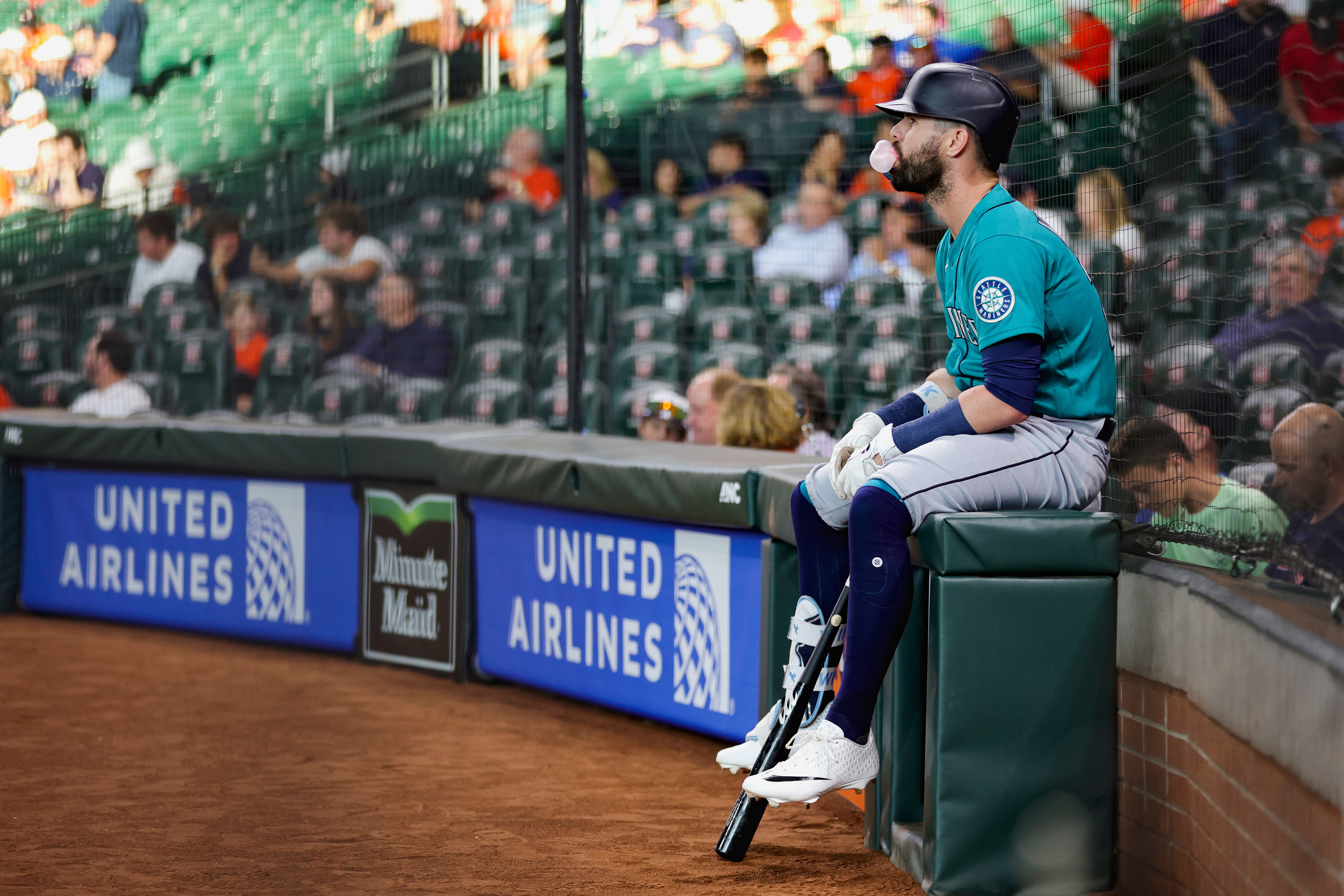 Can Jesse Winker Bounce Back to His 2021 Form?