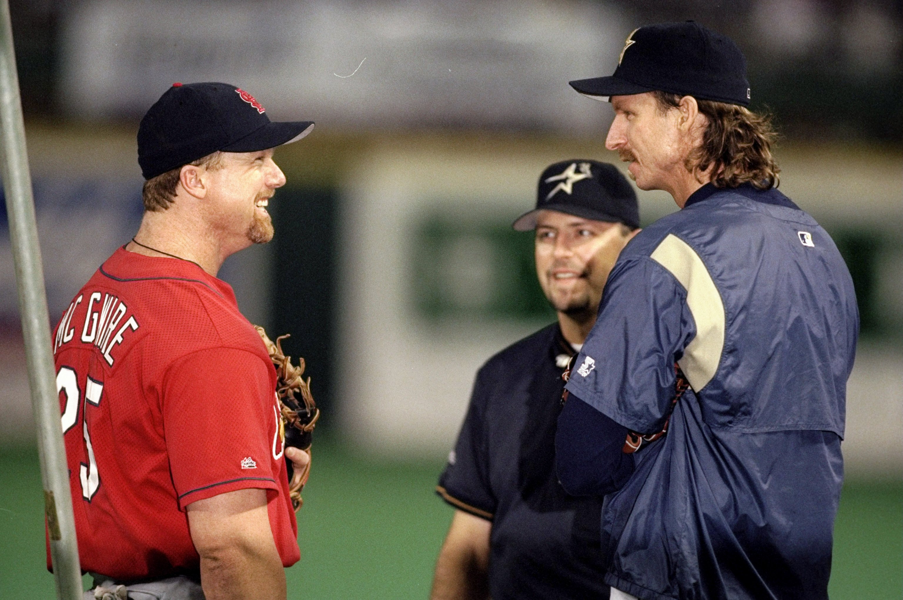 Mark McGwire Destroyed a Randy Johnson Pitch 25 Years Ago