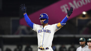 Rookie Report: Which MLB Prospects Are Standing Out in 2022?