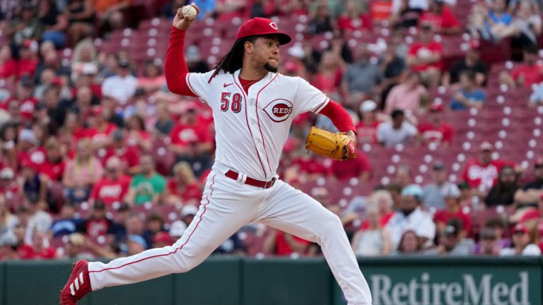 CINCINNATI, OHIO - JULY 08: Luis Castillo #58 of the Cincinnati Reds pitches in the second inning against the Tampa Bay Rays at Great American Ball Park on July 08, 2022 in Cincinnati, Ohio. (Photo by Dylan Buell/Getty Images)