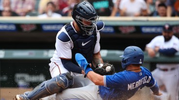 Adding Whit Merrifield Gives Blue Jays Much-Needed Depth