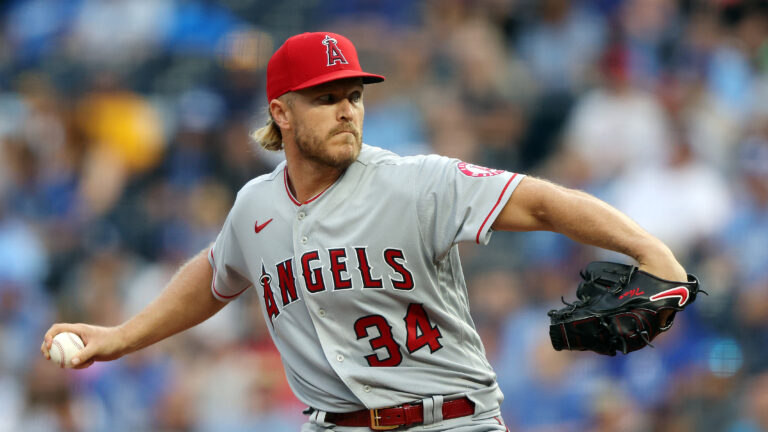 Philadelphia Phillies Acquire Noah Syndergaard From Angels