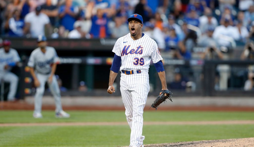 Ranking the Top 10 Relief Pitchers for the 2024 MLB Season Expert