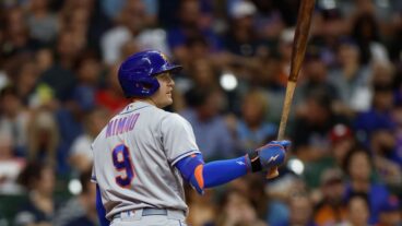 Brandon Nimmo of the New York Mets up to bat against the Milwaukee Brewers at American Family Field.