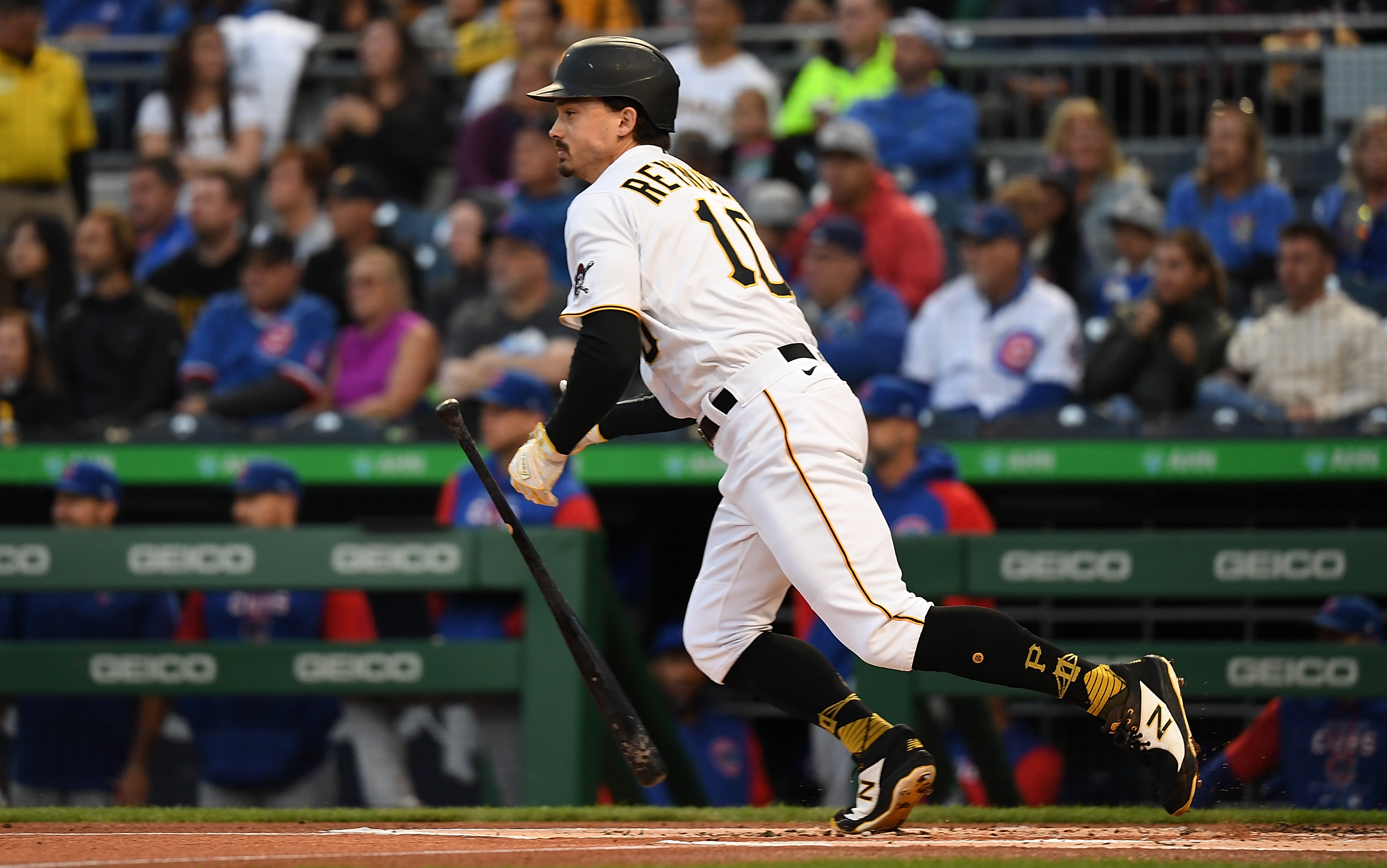 Pittsburgh Pirates: Options to Come Off 40-Man Roster for Carlos