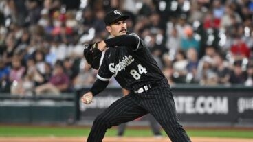 How Do the White Sox Handle the Dylan Cease Situation?