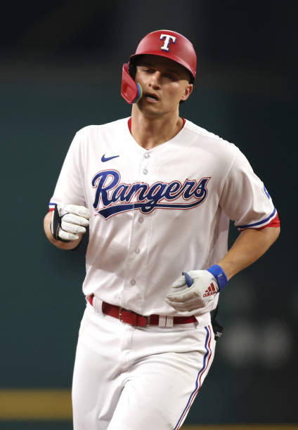 Ranking the Texas Rangers current uniforms, from worst to best