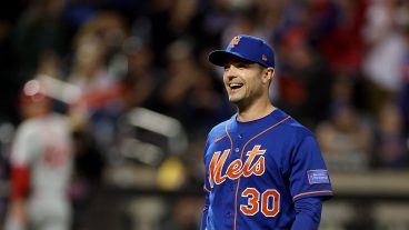 New York Mets Are Officially Sellers With David Robertson Trade
