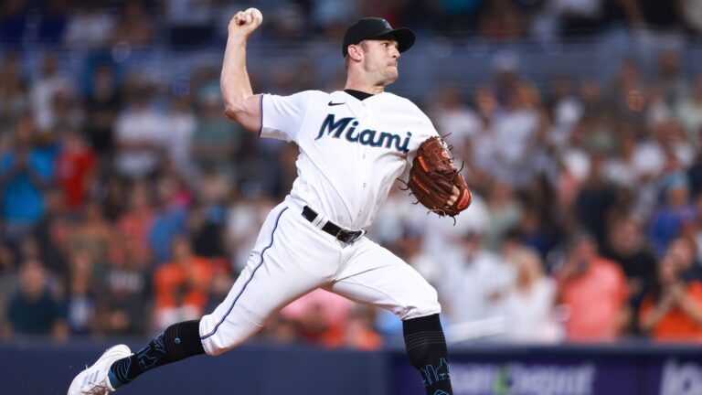 Top 15 Relievers Remaining on the Free Agent Market