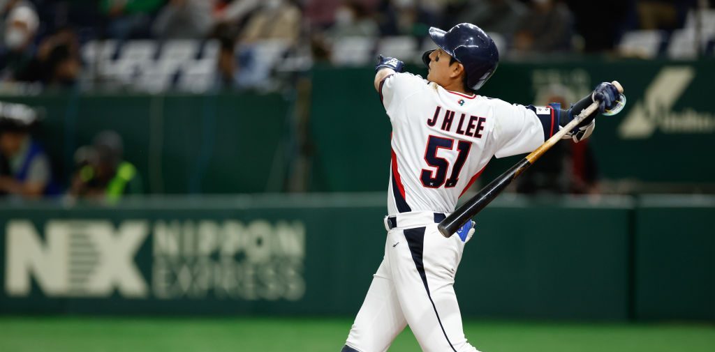 BUNKYO CITY, JAPAN - MARCH 12: Jung Hoo Lee #51 of Team Korea flies out in the fourth inning during Game 7 of Pool B between Team Czech Republic and Team Korea at Tokyo Dome on Sunday, March 12, 2023 in Bunkyo City, Japan. (Photo by Yuki Taguchi/WBCI/MLB Photos via Getty Images)