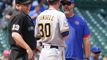 Craig Counsell Stuns Brewers, Leaves to Manage the Cubs