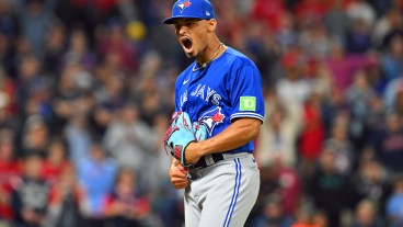 Top Landing Spots for Free Agent Reliever Jordan Hicks
