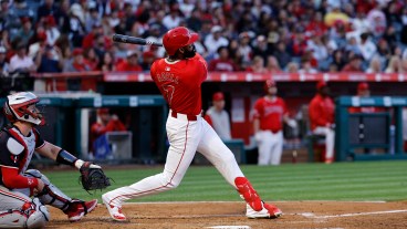 After Mike Trout Injury, Spotlight Falls on Pair of Angels Outfielders