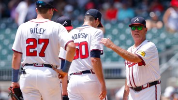 Atlanta Braves Must “Embrace The Suck” as Slide Continues