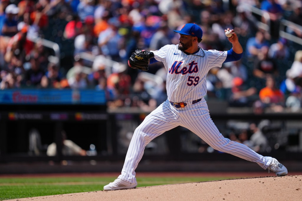 NEW YORK, NY - AUGUST 21: Sean Manaea #59 of the New York Mets pitches during the game between the Baltimore Orioles and the New York Mets at Citi Field