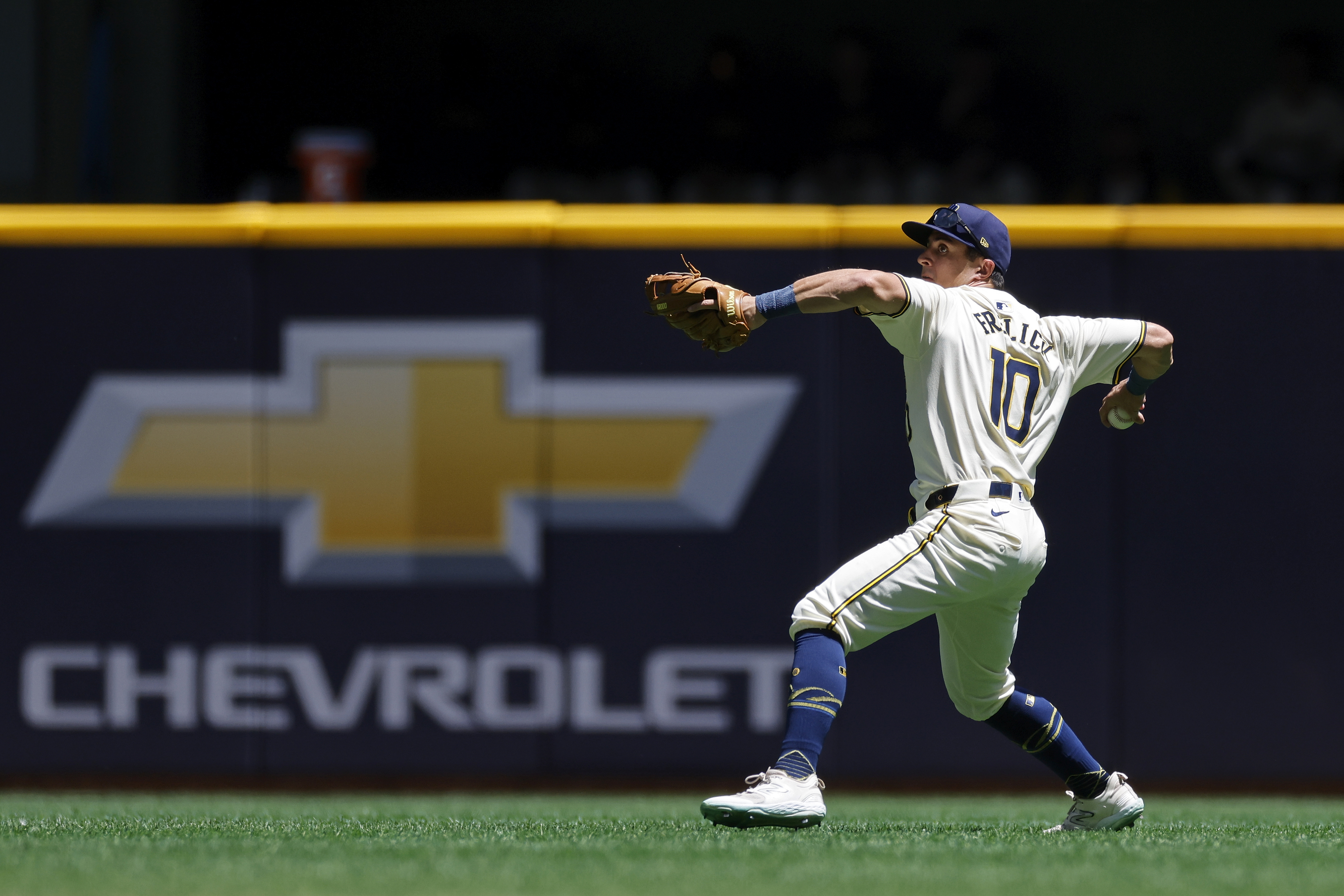 MILWAUKEE, WI - JUNE 26: Milwaukee Brewers outfielder Sal Frelick (10) throws the ball after fielding a line drive during an MLB game against the Texas Rangers on June 26, 2024 at American Family Field in Milwaukee, Wisconsin. (Photo by Joe Robbins/Icon Sportswire via Getty Images)