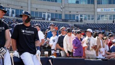 Without a Third Baseman, the Yankees Fall Short of a Great Pivot