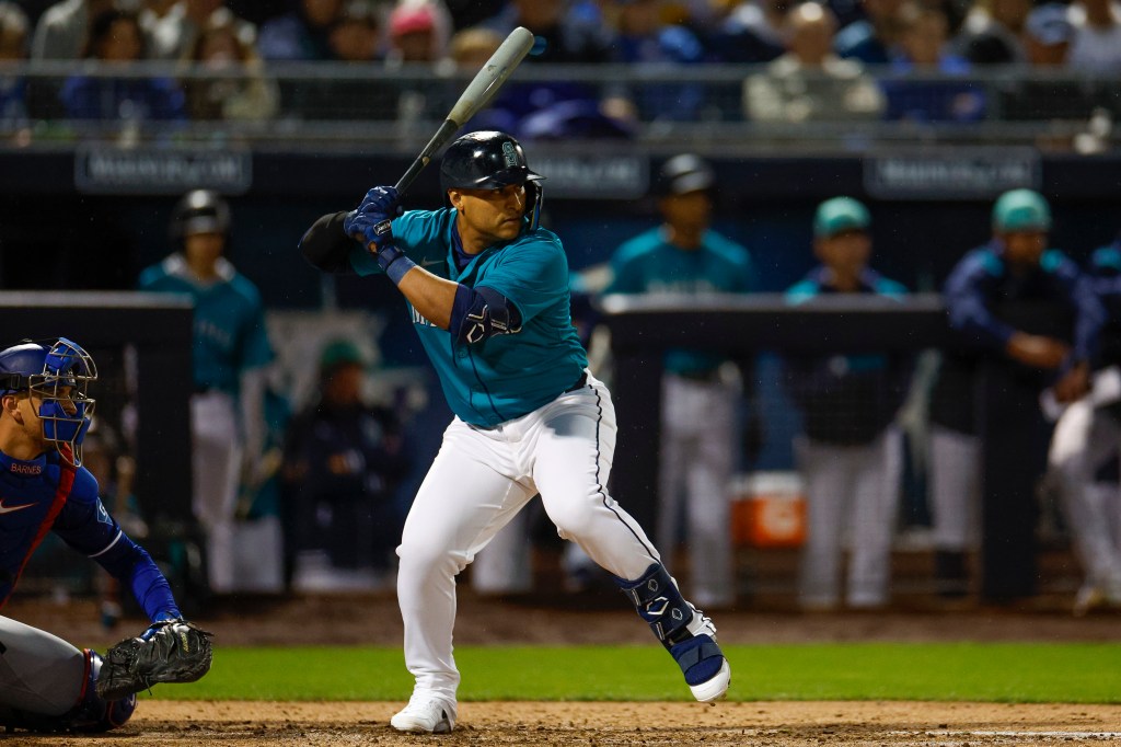 PEORIA, ARIZONA - MARCH 7: Donovan Solano #39 of the Seattle Mariners waits for a pitch in the third inning during a spring training game against the Los Angeles Dodgers at Peoria Stadium on March 7, 2025 in Peoria, Arizona. (Photo by Brandon Sloter/Getty Images)