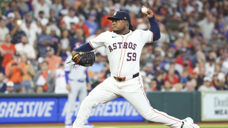 HOUSTON, TX - MARCH 27: Houston Astros starting pitcher Framber Valdez (59) throws a pitch in the top of the first inning during the MLB game between the New York Mets and Houston Astros on March 27, 2025 at Daikin Park in Houston, Texas. (Photo by Leslie Plaza Johnson/Icon Sportswire via Getty Images)
