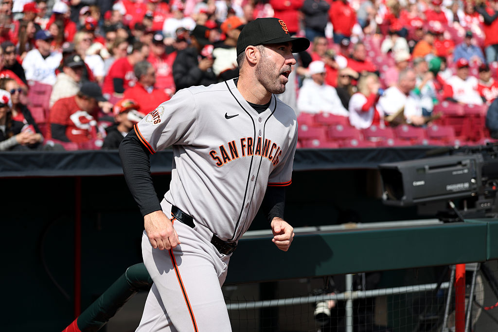 CINCINNATI, OH - MARCH 27: Justin Verlander #35 of the San Francisco Giants takes the field during the pre-game ceremony prior to the game between the San Francisco Giants and the Cincinnati Reds at Great American Ball Park on Thursday, March 27, 2025 in Cincinnati, Ohio. (Photo by Lauren Leigh Bacho/MLB Photos via Getty Images)