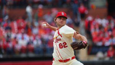ST LOUIS, MISSOURI - MAY 4: Kyle Leahy #62 of the St. Louis Cardinals delivers a pitch against the New York Mets during game one of a doubleheader at Busch Stadium on May 4, 2025 in St Louis, Missouri. (Photo by Dilip Vishwanat/Getty Images)