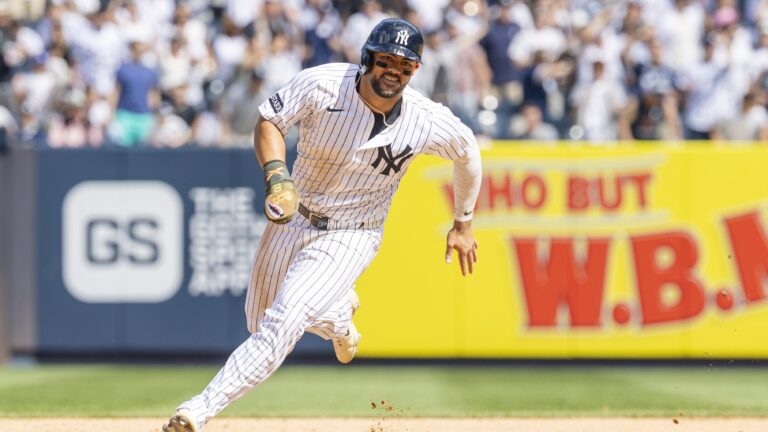 BRONX, NY - MAY 17: New York Yankees outfielder Jasson Domínguez (24) heads for third during the MLB professional baseball game between the New York Mets and the New York Yankees on May 17, 2025 at Yankee Stadium in New York, NY. (Photo by Bob Kupbens/Icon Sportswire via Getty Images)