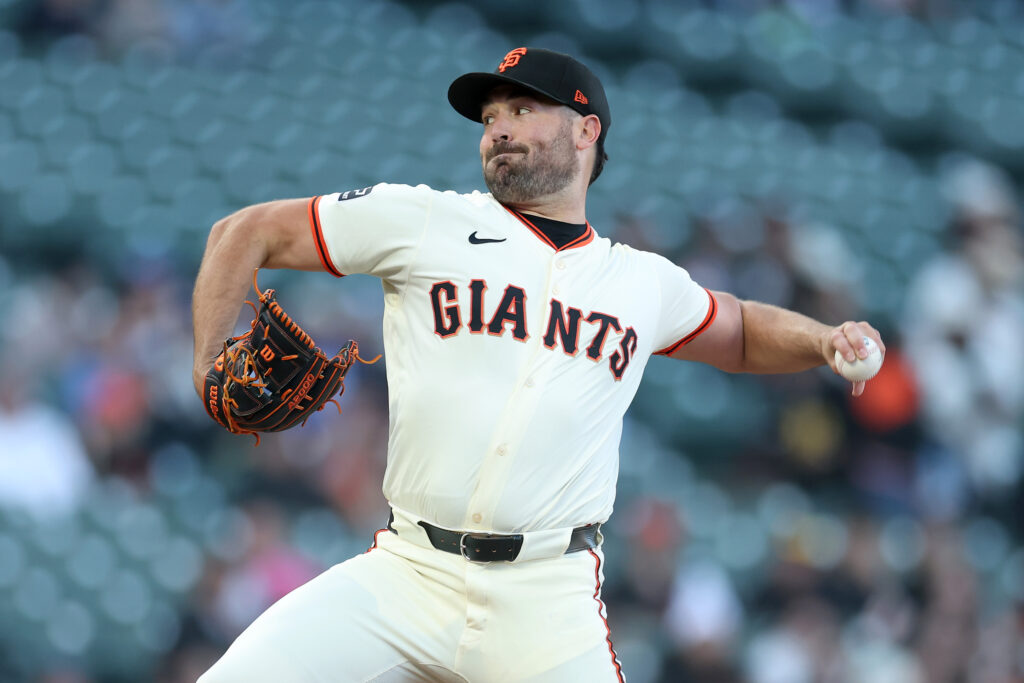 SAN FRANCISCO, CALIFORNIA - MAY 19: Robbie Ray #38 of the San Francisco Giants pitches against the Kansas City Royals in the first inning at Oracle Park on May 19, 2025 in San Francisco, California. (Photo by Ezra Shaw/Getty Images)