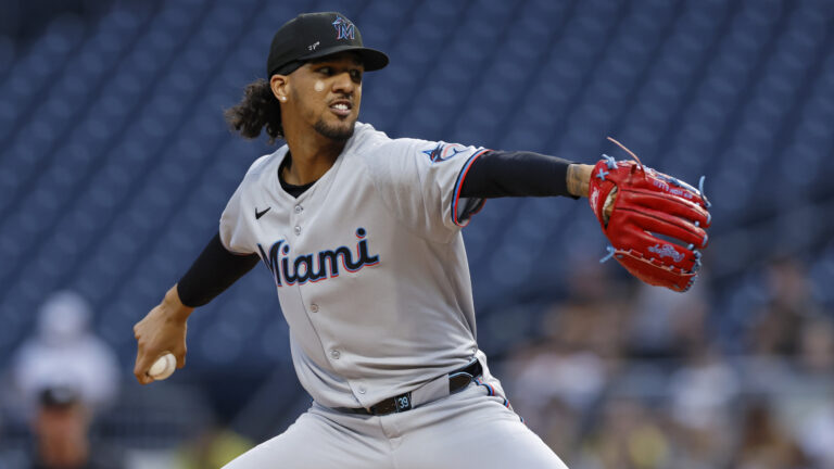 PITTSBURGH, PA - JUNE 09: Eury Perez #39 of the Miami Marlins delivers a pitch during an MLB game against the Pittsburgh Pirates on June 09, 2025 at PNC Park in Pittsburgh, Pennsylvania. (Photo by Joe Robbins/Icon Sportswire via Getty Images)