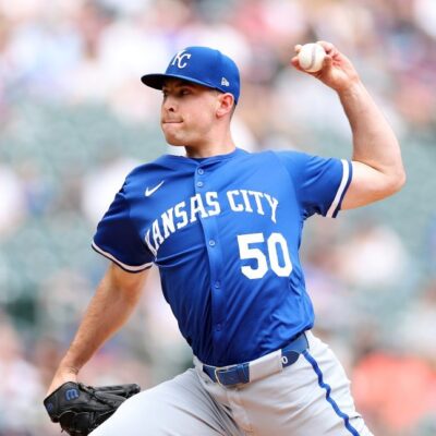 MINNEAPOLIS, MINNESOTA - MAY 25: Kris Bubic #50 of the Kansas City Royals delivers a pitch against the Minnesota Twins in the first inning at Target Field on May 25, 2025 in Minneapolis, Minnesota. (Photo by David Berding/Getty Images)