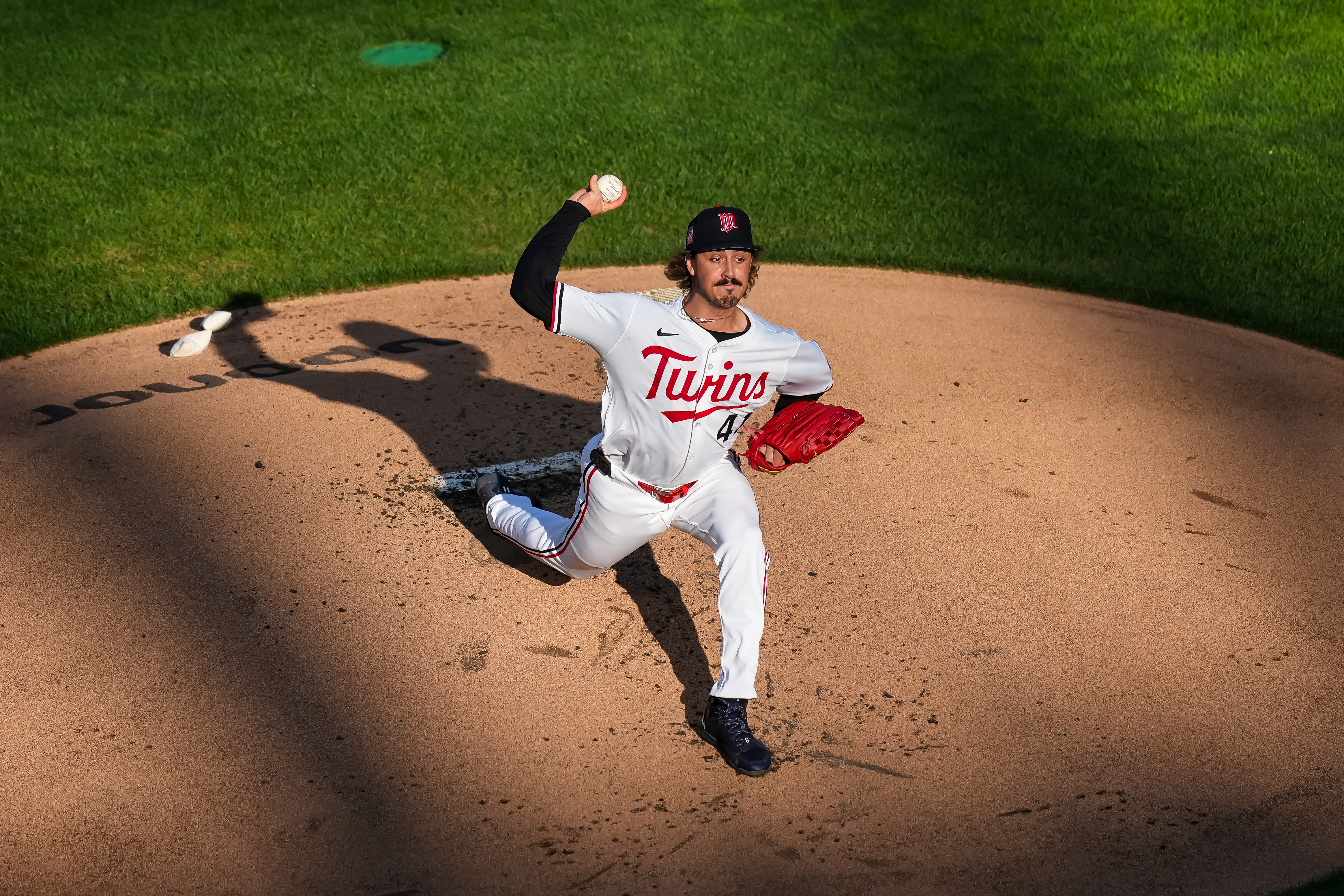 MINNEAPOLIS, MN - JULY 26: Joe Ryan #41 of the Minnesota Twins pitches during the first inning against the Washington Nationals on July 26, 2025 at Target Field in Minneapolis, Minnesota. (Photo by Brace Hemmelgarn/Minnesota Twins/Getty Images)