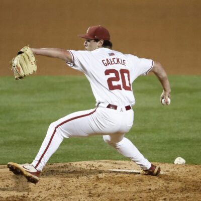 FAYETTEVILLE, AR - JUNE 01: Arkansas Razorbacks pitcher Gabe Gaeckle (20) delivers a pitch during the NCAA Division I Regional baseball game between the Creighton Blue Jays and Arkansas Razorbacks on June 1, 2025, at Baum-Walker Stadium in Fayetteville, Arkansas. (Photo by Andy Altenburger/Icon Sportswire via Getty Images)