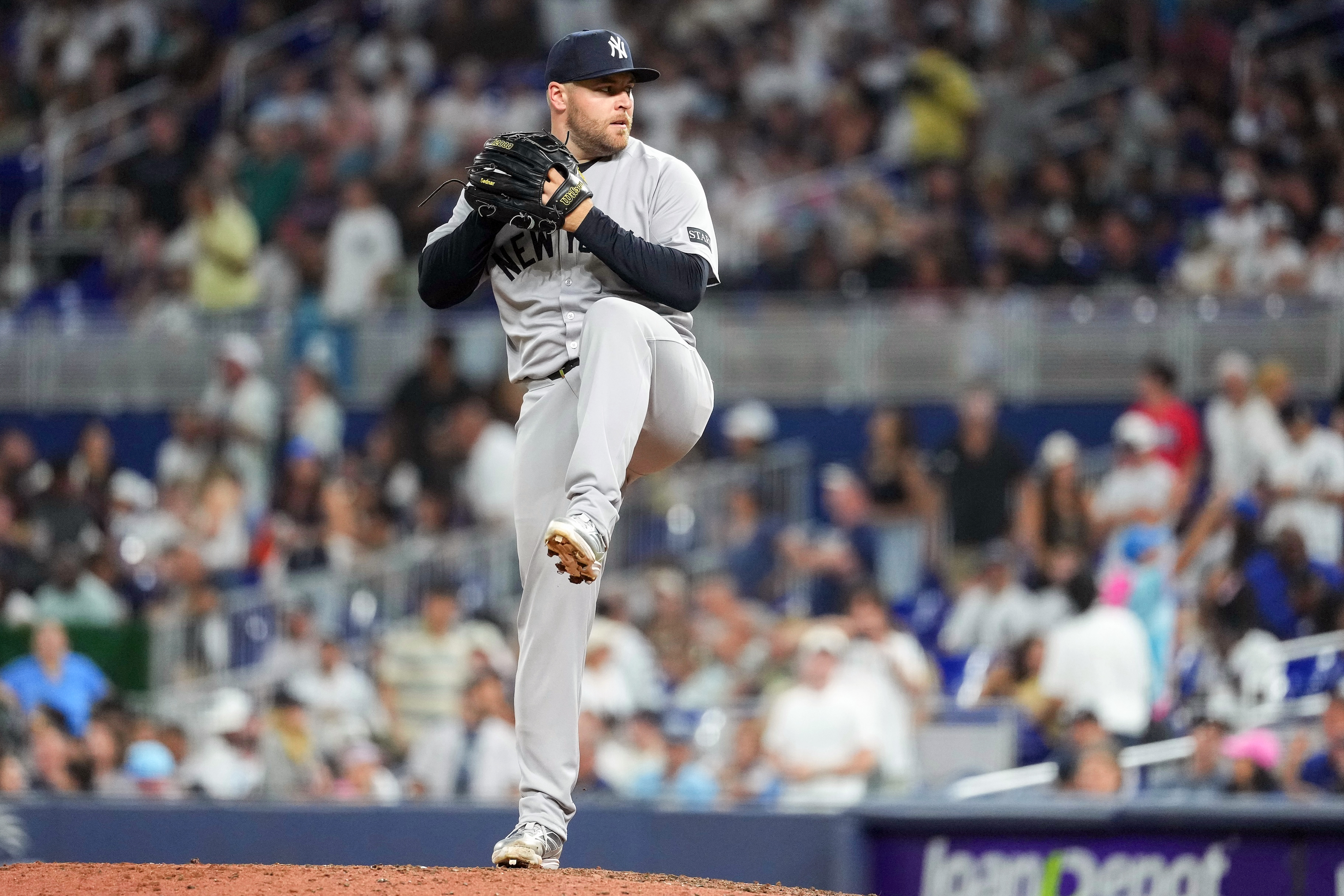 MIAMI, FL - AUGUST 01: David Bednar #53 of the New York Yankees pitches during the game between the New York Yankees and the Miami Marlins at loanDepot park on Friday, August 1, 2025 in Miami, Florida. (Photo by Lucas Casel/MLB Photos via Getty Images)